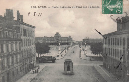 69 LYON PLACE GAILLETON ET PONT DES FACULTES - Sonstige & Ohne Zuordnung