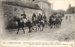 CPA Militaria Ribecourt Une Patrouille De Spahis Marocains - Uniforms