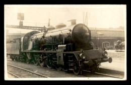 75 - PARIS 12EME - LOCOMOTIVE P.L.M. EN GARE DE LYON - CHEMIN DE FER - CARTE PHOTO ORIGINALE - Arrondissement: 12