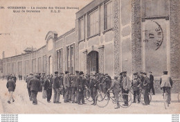 I29-92) SURESNES - LA RENTREE DES OUVRIERS DES USINES DARRACQ - QUAI DE SURESNES -  EN 1917 - ( 2 SCANS ) - Suresnes
