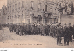 I29-92) PUTEAUX - ENTREE DE  L ' ARSENAL - EN 1916 - ( 2 SCANS ) - Puteaux