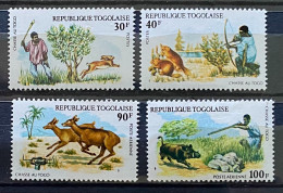 Lot De 4 Timbres Neufs** Togo 1975 Y&t N° 843 à 844 + PA 252 à 253 - Togo (1960-...)