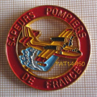 PAT14950 SAPEURS POMPIERS DE FRANCE  AVION CANADAIR  En  Version EàF Base Dorée - Firemen