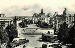 Automobiles - Voitures De Tourisme - Vichy - L'Esplanade De L'Hôtel De Ville - Carte Dentelée - CPSM Format CPA - Voir S - Toerisme