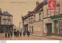 A23-61) ECOUCHE - LA  PLACE D 'ARMES - MAISON  " GAUTIER - ANIMEE - ECOLIERS - CARTE TOILEE COULEURS - EN 1908 - Ecouche