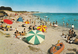 17. ÎLE DE RÉ. CPSM. LE MARTRAY . PLAGE DU BOUTILLON. ANIMATION. ANNEE 1980+ TEXTE - Ile De Ré