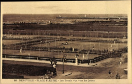 CPA Deauville La Plage Fleurie Calvados, Les Tennis Vus Vers Les Jetees - Sonstige & Ohne Zuordnung