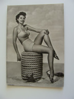 SUL RETRO INCOLLATO RITAGLIO DI RIVISTABIKINI COSTUME DA BAGNO    DONNA SEXI FEMME  Woman - Girl - PIN UP  NON VIAGGIATA - Pin-Ups