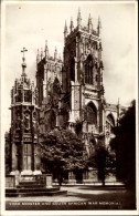 CPA York Yorkshire England, York Minster And South Africain War Memorial - Altri & Non Classificati