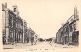 AISNE  02  SISSONNE - RUE DE L'HOTEL DE VILLE - Sissonne