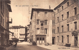 [07]  La Louvesc -  Central Hôtel - Patisserie - Café PAULOZ - Autocar - Enseigne BYRRH - Éd. V. CELLE Cpa ± 1920 - La Louvesc