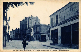 CPA BAGNOLET Rue Sadi-Carnot Au Coin De L'Avenue Pasteur (869118) - Bagnolet