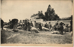 CPA AVRANCHES Le Marché Aux Porcs (38565) - Avranches