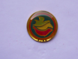 Pin S AJNA ASSOCIATION BIEN ETRE ANIMAL A VICQ SUR BREUILH 87 - Città