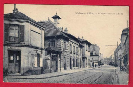 AE807 94 MAISON-ALFORT LA GRANDE RUE ET LA POSTE   BUREAU PERCEPTION CONTRIBUTIONS DIRECTES - Maisons Alfort