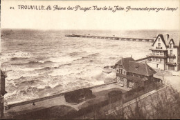 CPA Trouville Reine Des Plages Vue De La Jetee Promenade Par Gras Temps - Trouville