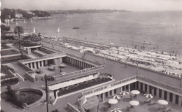 06. ANTIBES JUAN LE SPINS . Les Terrasses Et La Plage . PF . LA CIGOGNE - Juan-les-Pins