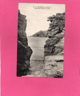 44-----LA BERNERIE---Entre Les Rochers Du Roi---voir 2 Scans - La Bernerie-en-Retz