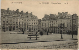 CPA Rennes Place Du Palais (1235842) - Rennes