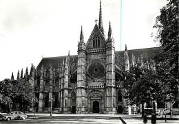 45 - Orléans - La Cathédrale Sainte Croix - Animée - Automobiles - Carte Dentelée - CPSM Grand Format - Carte Neuve - Vo - Orleans