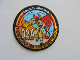 EVS EPE MARCHETTI SF 260 M 02 A   Gossoncourt Belgian Air Force ECUSSON PATCH BADGE Avion Aviation - Scudetti In Tela