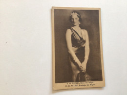 Ancienne Carte Postale S.M.Astrid, Reine Des Belges - H.M. Astrid Koningin Der Belgen - Königshäuser