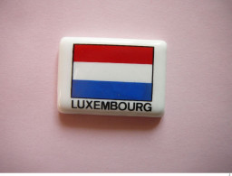 Fève Drapeau Maifruico - Luxembourg - Sonstige & Ohne Zuordnung