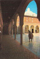 TUNISIE - Kairouan - Mosquée Du Barbier - Cour Intérieure - Mosaïques - Arcs - Animé - 306 - Carte Postale Ancienne - Túnez