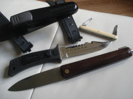 LOT  DE TROIS COUTEAUX DIFFERENTS - Armi Bianche