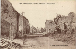 Delcampe - CPA Guerre Militaire ALBERT Rue De Nemours (808341) - Albert