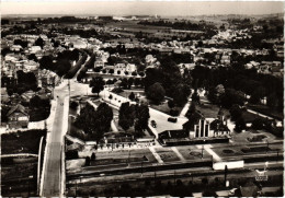 Delcampe - CPM NOYON - La Gare (217139) - Noyon