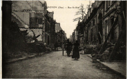 Delcampe - CPA Noyon Rue St.Eloi FRANCE (1014200) - Noyon