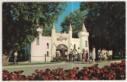 AK 244343 CANADA - London - Storybook Gardens - Entrance Castle - London