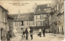 Delcampe - CPA ARGENTAN Vieux Manoir Place Des Viellies Halles (151289) - Argentan