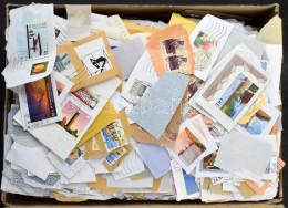 Delcampe - Több Mint 3 Kg Külföldi, Főleg Német Levélkivágás - Sonstige & Ohne Zuordnung