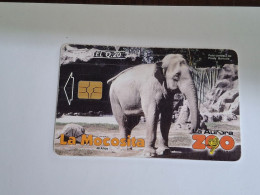 Delcampe - Guatemala-(GT-TLG-0021A)-La Mocosita-ElephantLa Aurora Zoo-(58)-(ladatel Q.20)(1/00)-(0002989410)-used Card - Guatemala