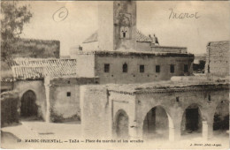 Delcampe - CPA MOROCCO TAZA - Place Du Marché Et Les Arcades (669606) - Taza