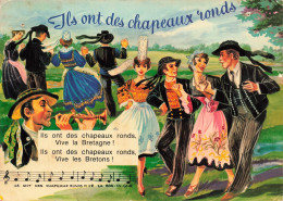 FOLKLORE - Costumes Traditionnels - Bretons - Chanson - Gaston Montho - Chapeaux Ronds - Danse  - Carte Postale Ancienne - Musik