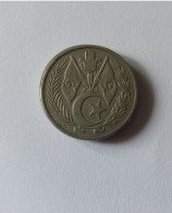 ---1--Piece--1-Dinar--Democratique-et-Populaire-1964-/-1383-Commemorative--Algerie---TTB+++++++---Vendu-en-L'etat-- - Algeria