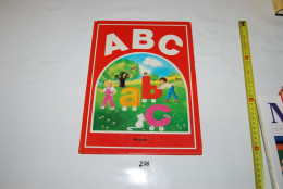 Delcampe - C276 Livre - Alphabet Abécédaire ABC - Valeriane - 1988 - 0-6 Ans