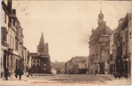 Delcampe - CPA MONTDIDIER Avant Sa Destruction - Place De L'Hote De Ville (121321) - Montdidier