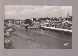 Delcampe - 29 - Douarnenez - Le Port Rhu - Circulée En 1957 - Douarnenez