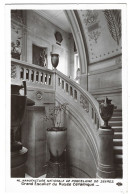 Delcampe - 92  Sevres   Manufacture  Nationale De Porcelaine De Sevres   -grand Escalier Du Musee Ceramique - Sevres