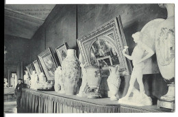 Delcampe - 92  Sevres   Manufactur De Sevres   -une Salle Du Magasin  De Ventes - Sevres