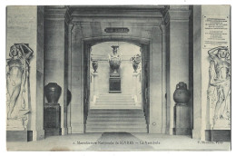 Delcampe - 92  Sevres   Manufactur De Sevres   - Le Vestibule - Sevres