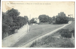Delcampe - 92  Sevres  - Place De La Gare Et Rue  De L'assault - Sevres