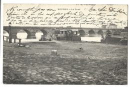 Delcampe - 92  Sevres  - Le Pont - Peniche - Sevres