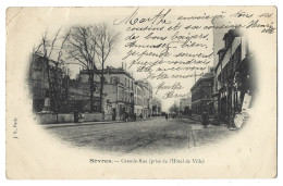 Delcampe - 92  Sevres  - Grande Rue Prise De L'hotel De Ville - Sevres