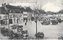 Delcampe - BEAUNE  -  Le Marché Au Foin Place Madeleine - Beaune