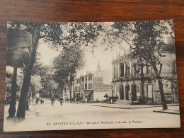 Delcampe - CPA - Niort (17) - Le Cours National - Le Théâtre - Vins En Gros & Détail - SUP - 1920 - (IT 42) - Saintes